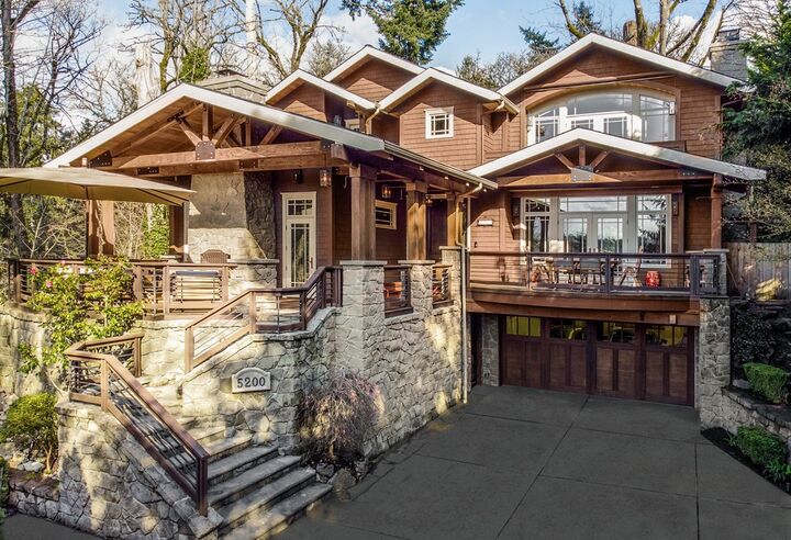 5200  82nd Avenue SE  Mercer Island WA 98040 photo Front Exterior