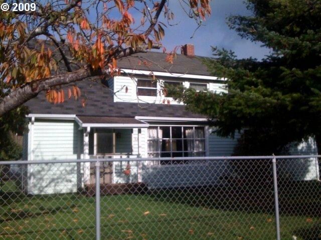 Property Photo:  340 Ave T  OR 97138 