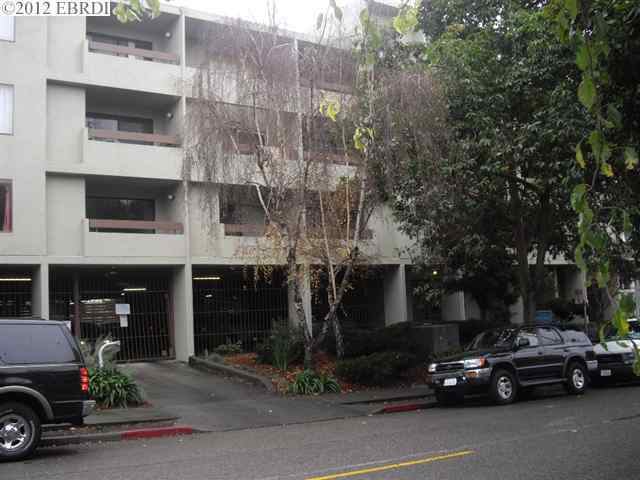 Property Photo:  424 Orange St 310  CA 94610 