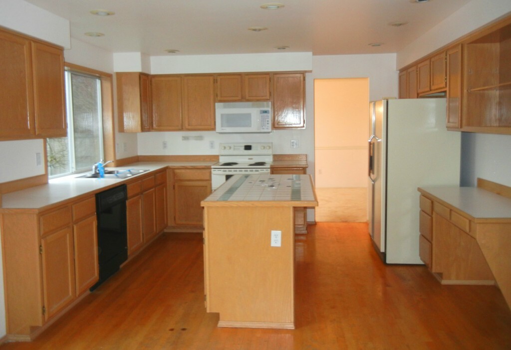 Property Photo:  34234 30th Ave SW  WA 98023 