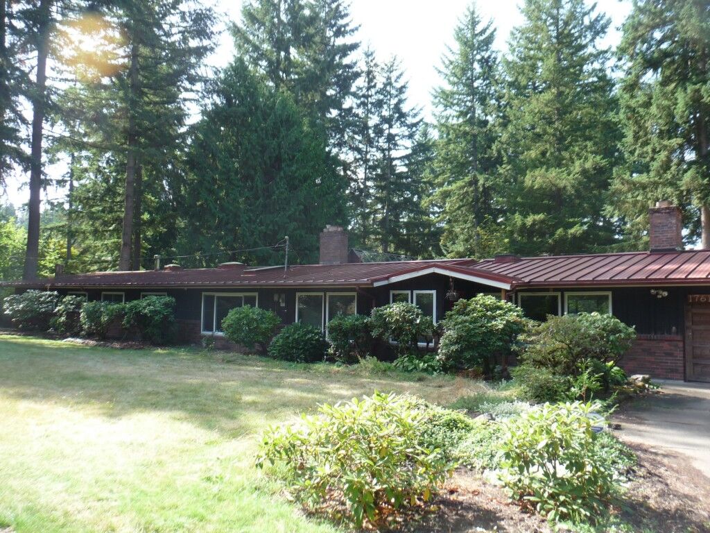 Property Photo:  17615 SE 282nd St  WA 98042 