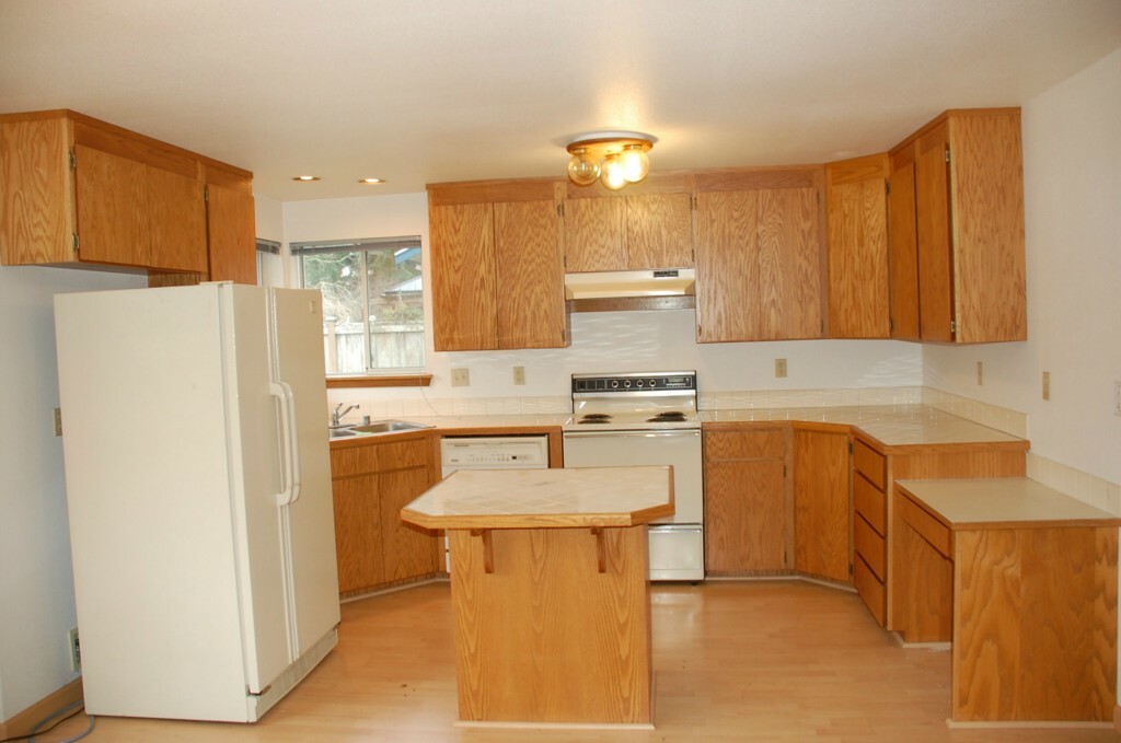 Property Photo: 7609 92nd Ave SW WA 98498