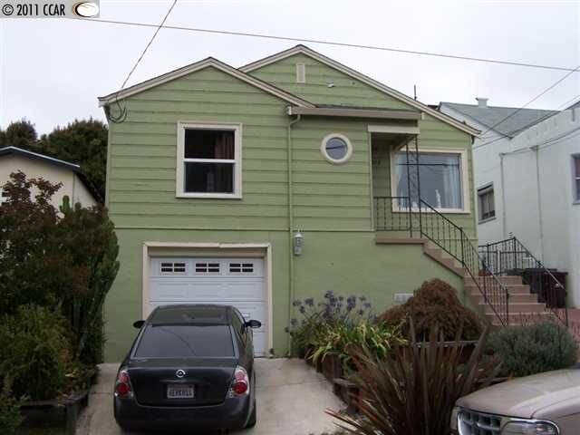 Property Photo: 5372 Brookdale Ave CA 94619