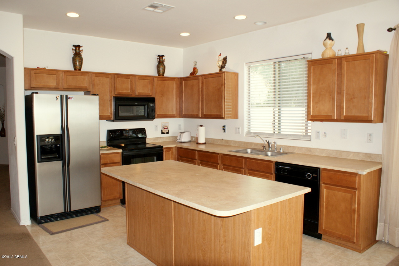 Property Photo:  4662 S Cobblestone Street  AZ 85297 