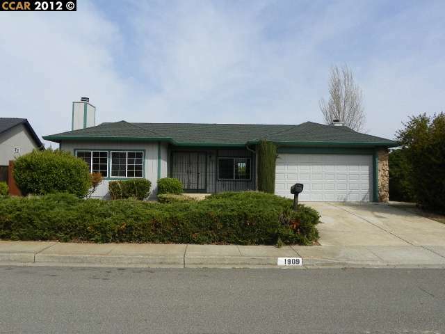 Property Photo:  1909 Calaveras Dr  CA 94565 