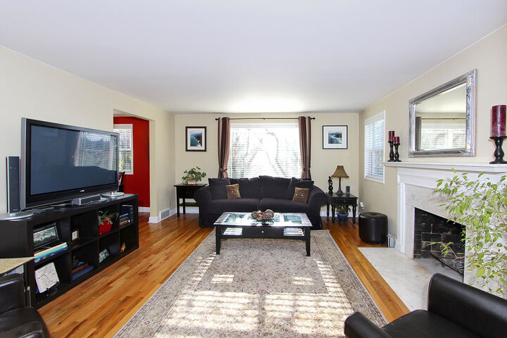 Property Photo:  11726 4th Avenue NW  WA 98177 