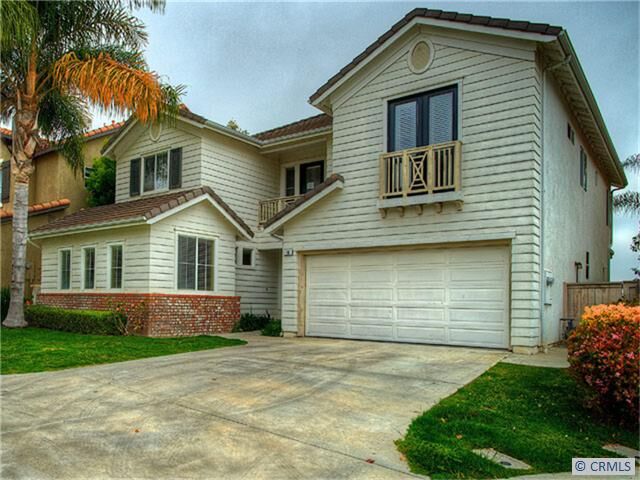 Property Photo:  18 Lyon  CA 92656 