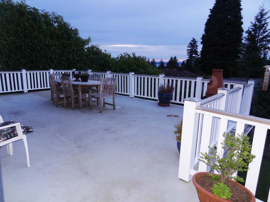 Property Photo: 12037 6th Ave NW WA 98177
