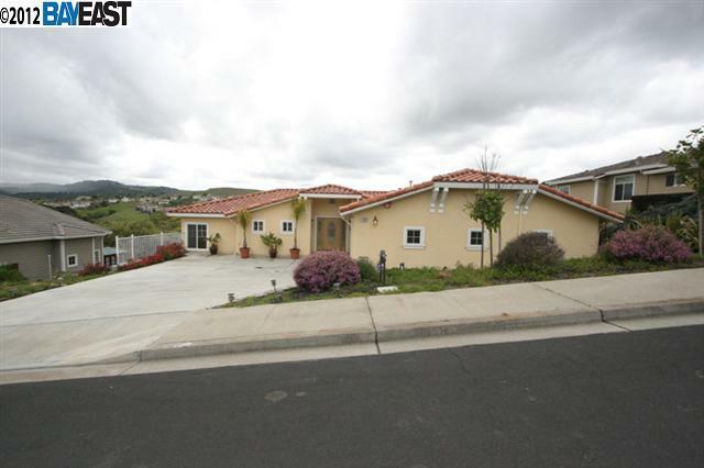 Property Photo:  11167 Brittany Ln  CA 94568 