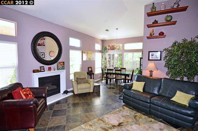 Property Photo: 3078 Bolero Ct CA 94588-7703