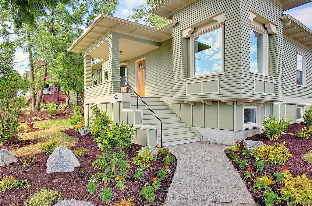 Property Photo: 7602 Latona Ave NE WA 98115