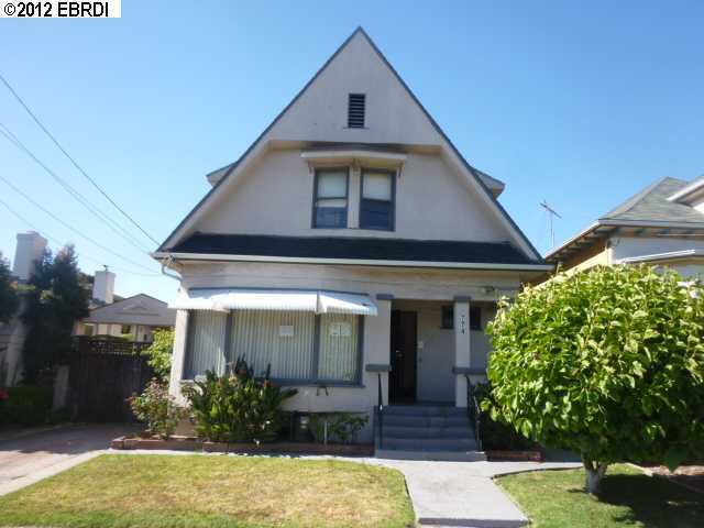 Property Photo:  774 Alcatraz Ave  CA 94609 