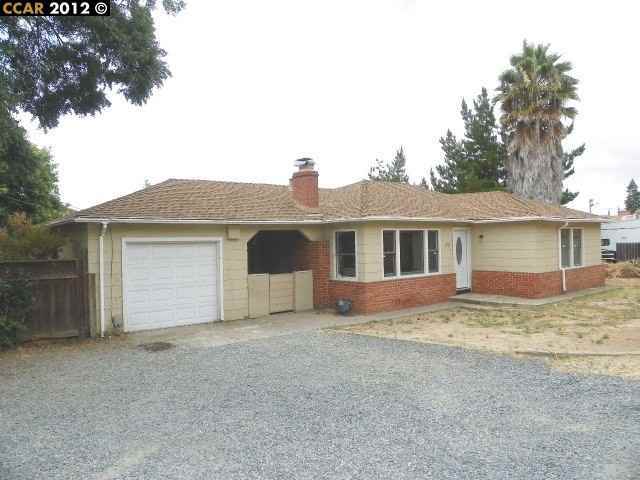 Property Photo:  170 Arthur Rd  CA 94553 