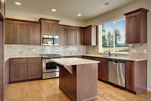 Property Photo: 15827 SE 265th Ct WA 98042
