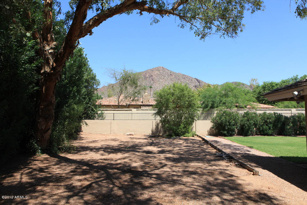 Property Photo:  5120 E Exeter Boulevard  AZ 85018 