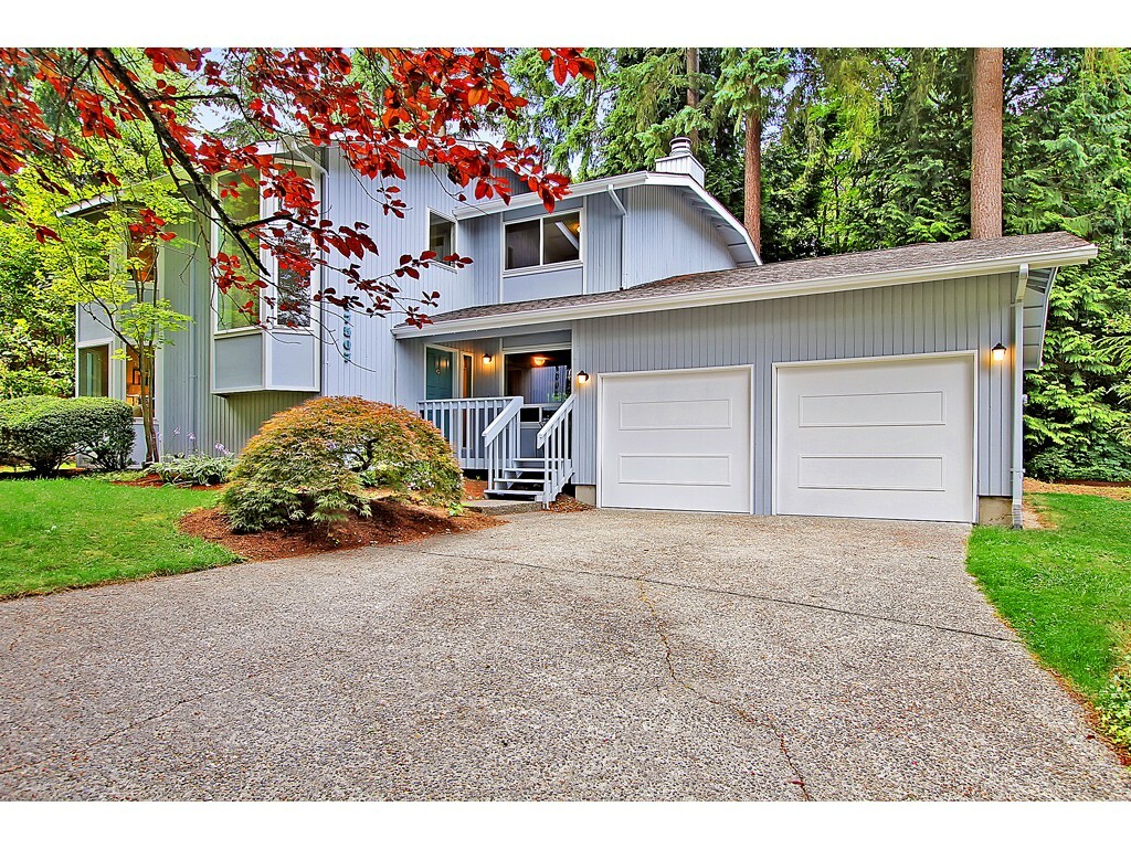 Property Photo: 17507 NE 33rd Place WA 98052