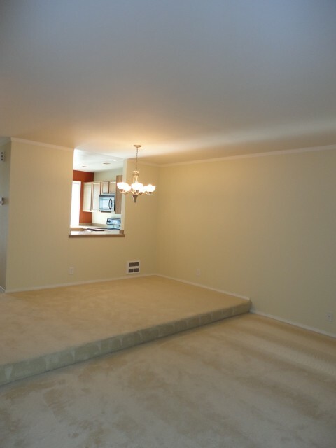 Property Photo: 11626 Admiralty Wy C WA 98024