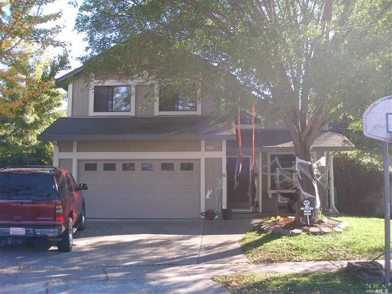 Property Photo:  3708 Hennessy Place  CA 95403 