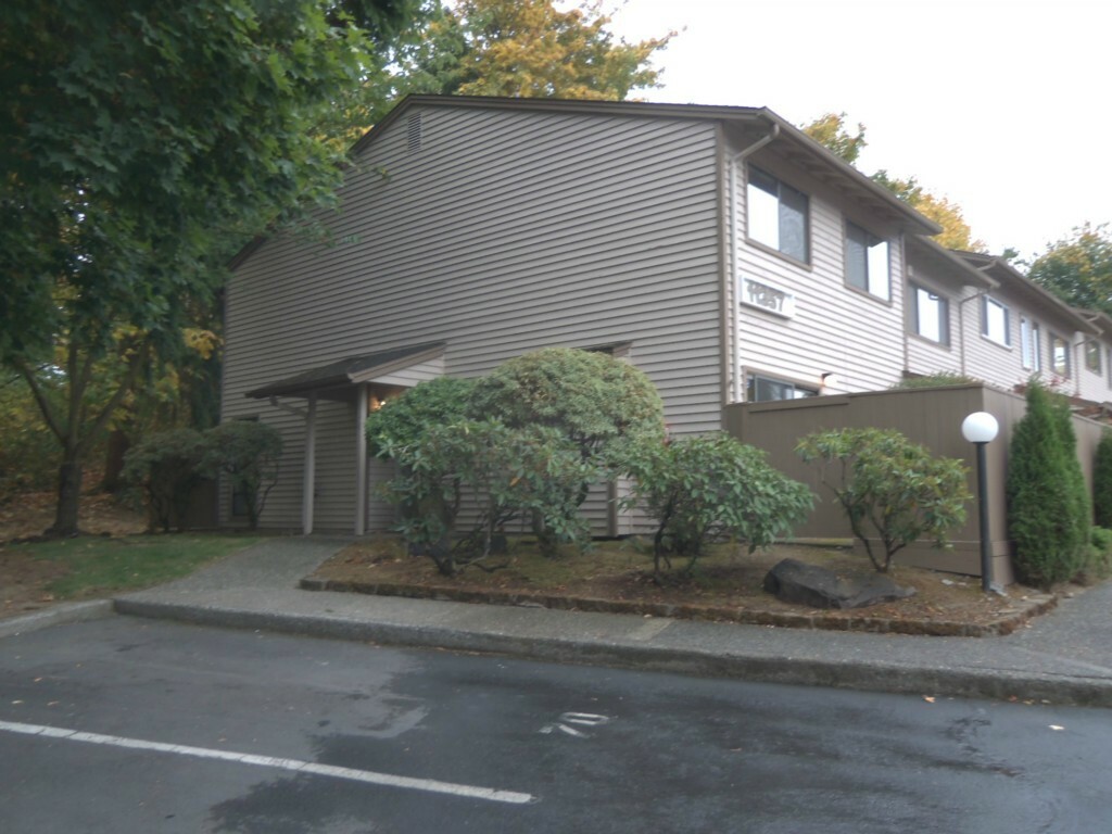 Property Photo:  11357 SE 212th Lane 70  WA 98031 