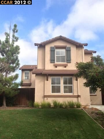Property Photo: 506 Black Walnut Pl CA 94547-2300