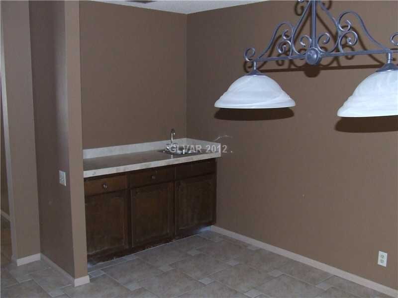 Property Photo: 5462 Rondonia Cr NV 89120