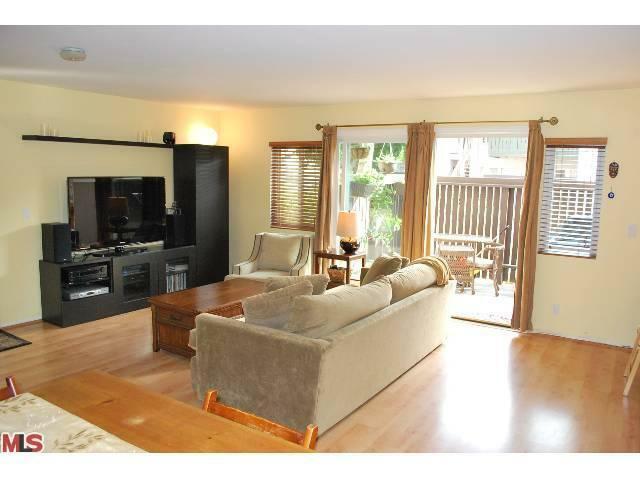 Property Photo: 4927 Indian Wood Rd 372 CA 90230
