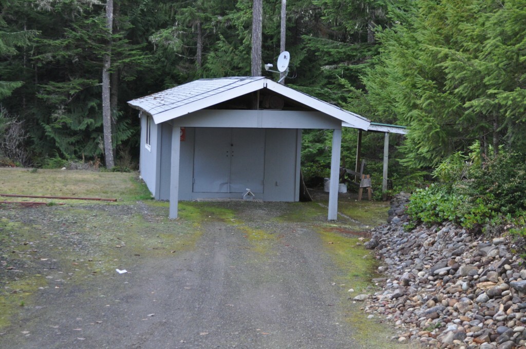 Property Photo:  151 Wayne Rd W  WA 98380 