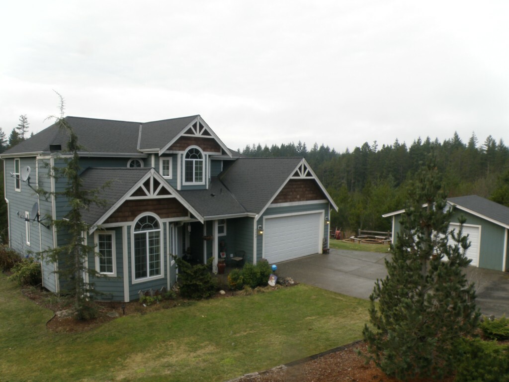 Property Photo:  6242 SW Cliff Ridge Wy  WA 98367 