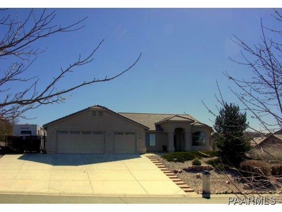 Property Photo:  845 N Grapevine Lane  AZ 86305 