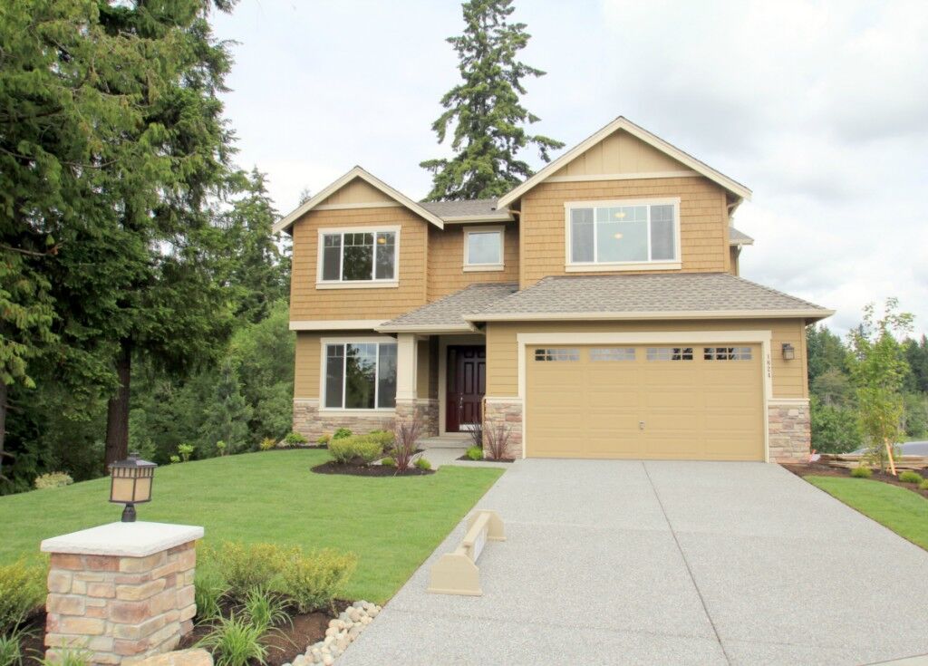 Property Photo:  1624 211th Ave SE  WA 98075 