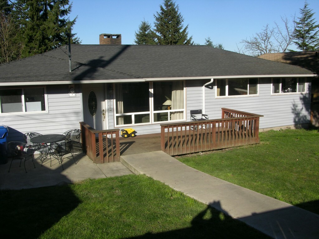 Property Photo:  3616 NE 100th St  WA 98125 