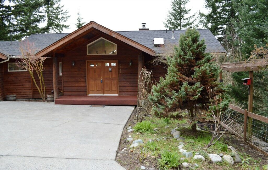 Property Photo: 1569 Jasper Place WA 98226