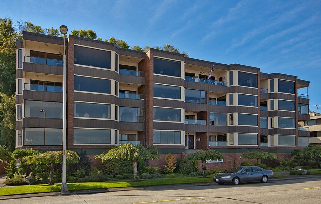 Property Photo: 1140 Alki Avenue SW 301 WA 98116
