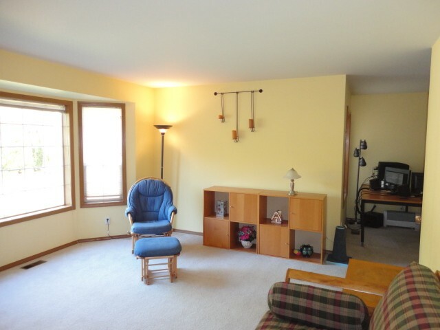Property Photo: 12615 182nd Dr SE WA 98290