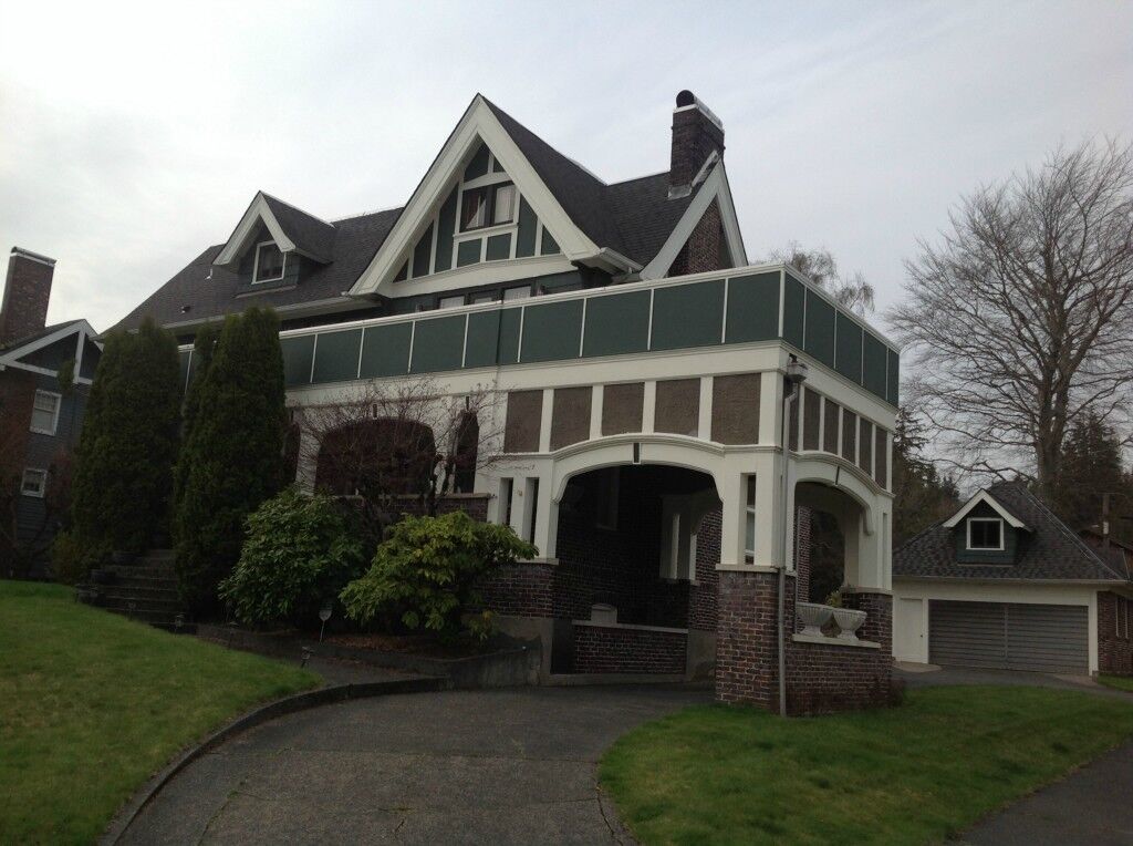 Property Photo:  400 W 8th St  WA 98520 