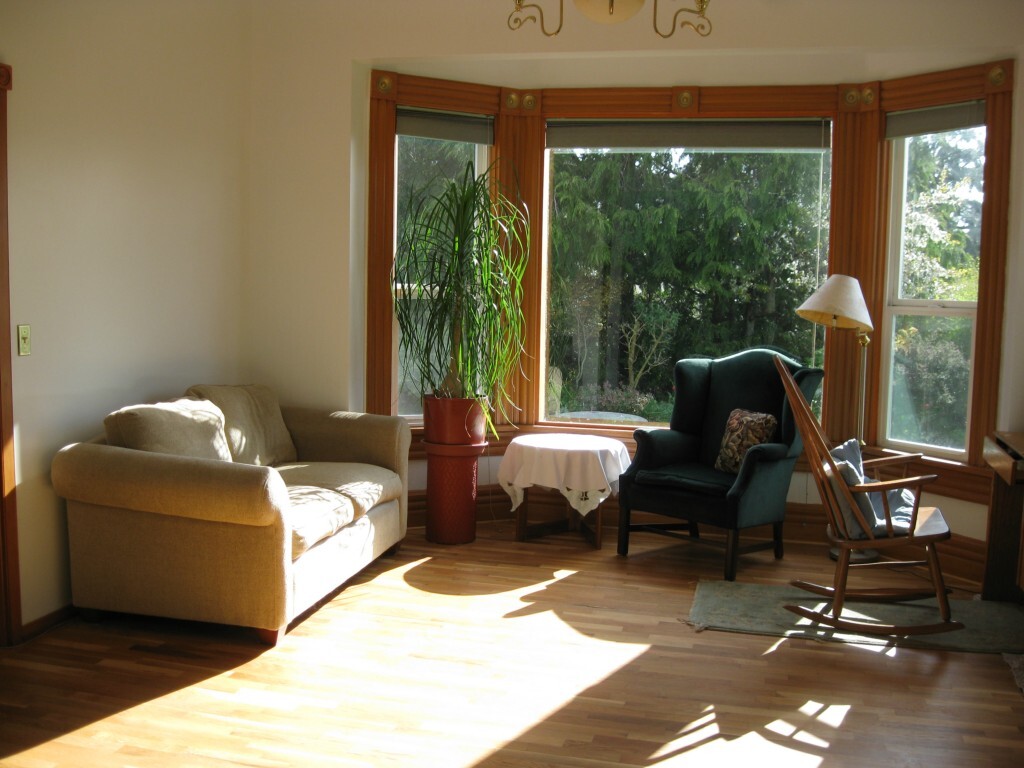 Property Photo: 706 50th St WA 98368