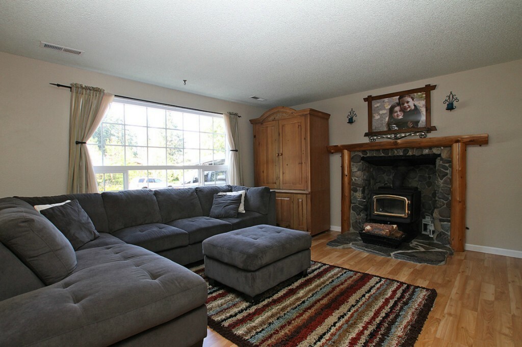 Property Photo:  23200 SE 267th Place  WA 98038 