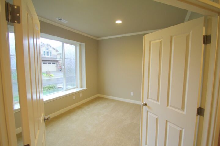 Property Photo:  1660 208th Place SE  WA 98075 