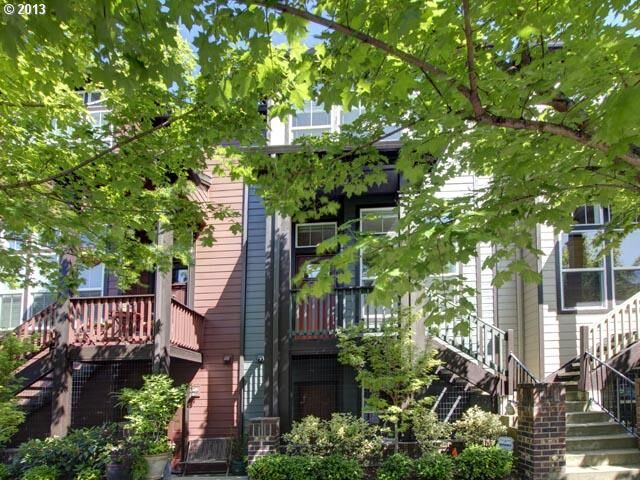 Property Photo:  8806 SE 12th Ave  OR 97202 