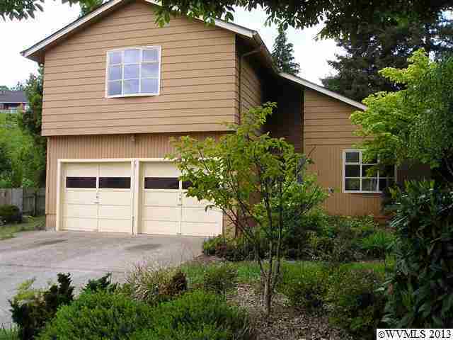 Property Photo:  2850  Hoodoo Ct NW  OR 97304 