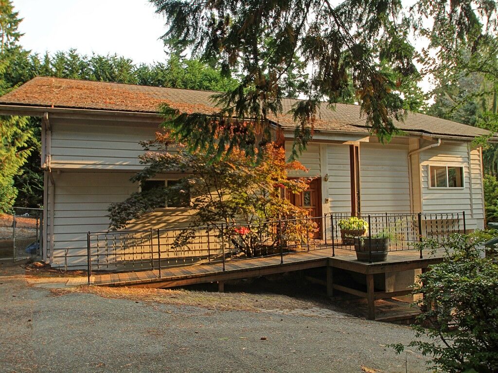 Property Photo:  4000 NE Derek Dr  WA 98311 