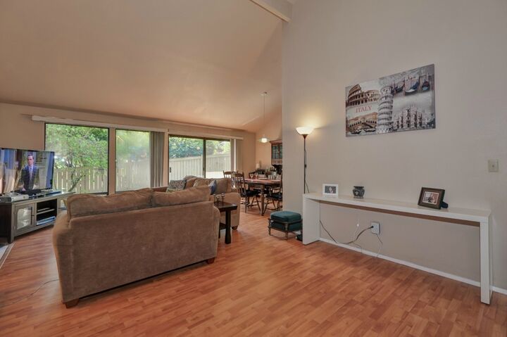Property Photo: 6302 157th Place NE WA 98052