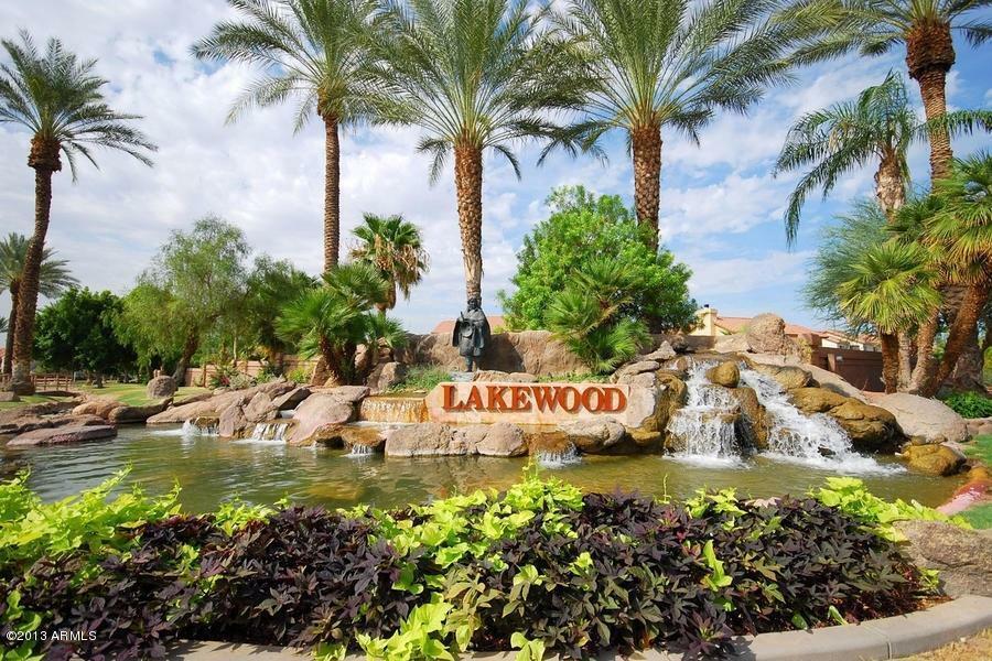 Property Photo: 3310 E Hiddenview Drive AZ 85048