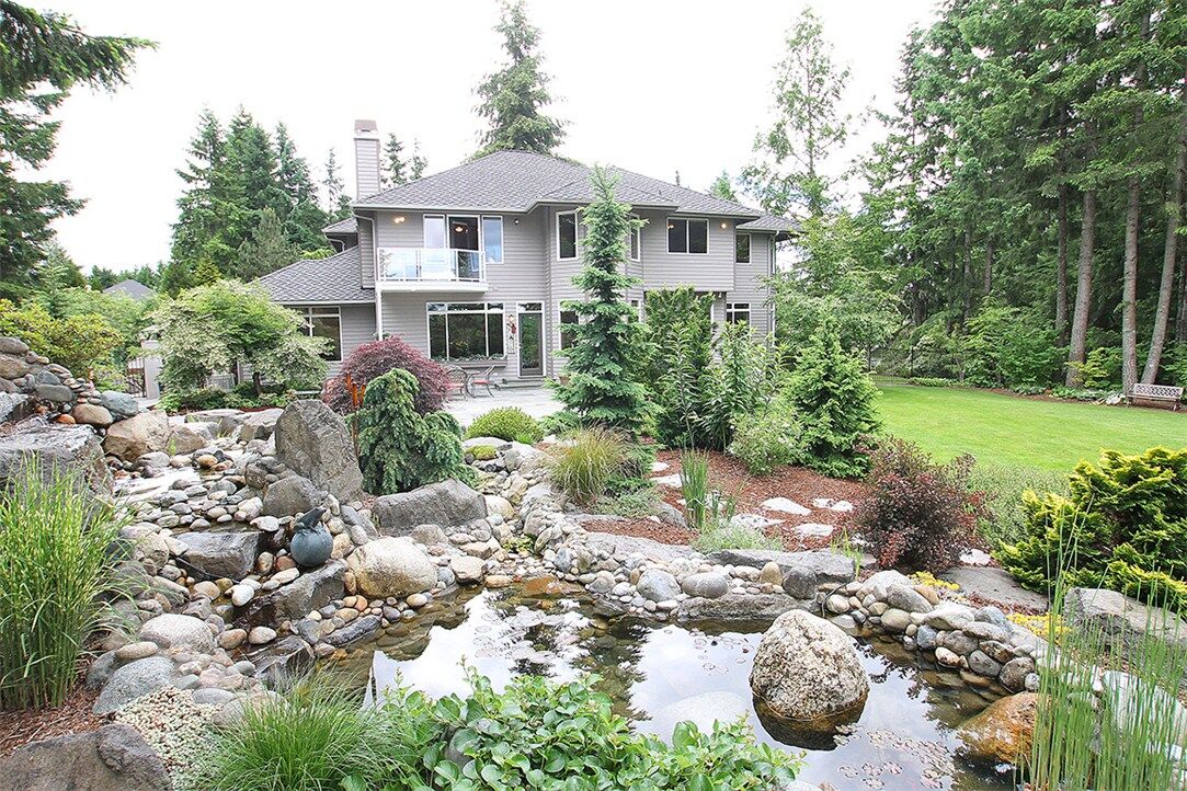 Property Photo:  23008 SE 220th Place  WA 98038 