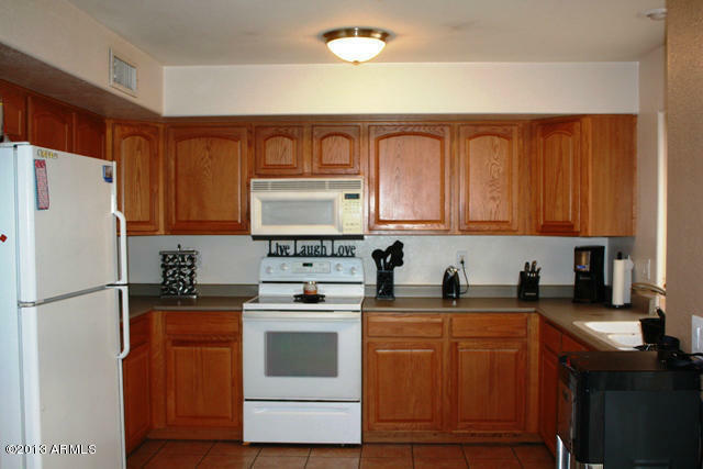 Property Photo:  309 E Ingram Street  AZ 85201 