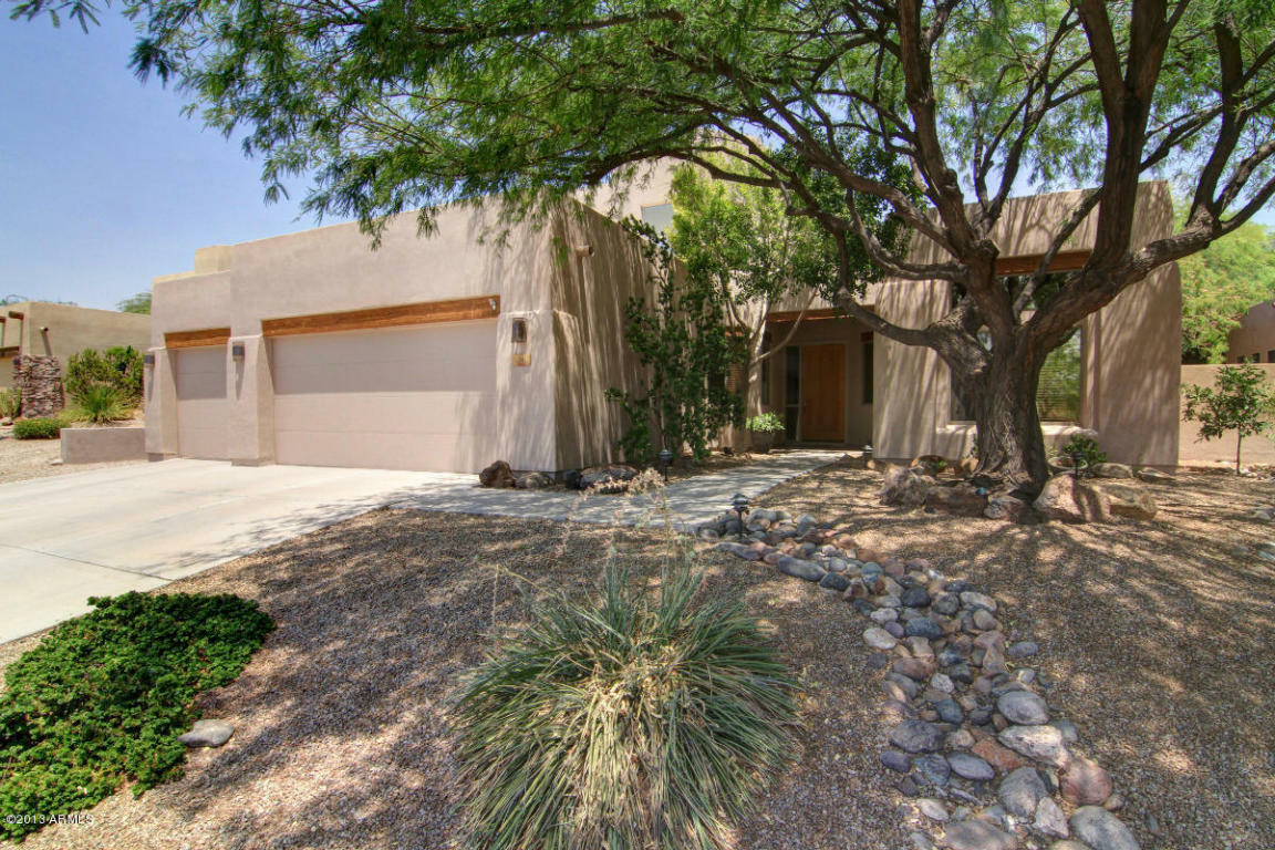 Property Photo:  6040 W Robin Lane  AZ 85310 