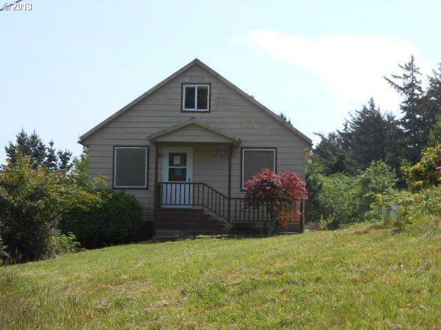 Property Photo: 32954 Delaura Beach Ln OR 97146
