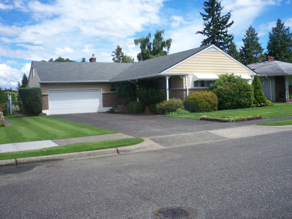 Property Photo: 6521 S L St WA 98408