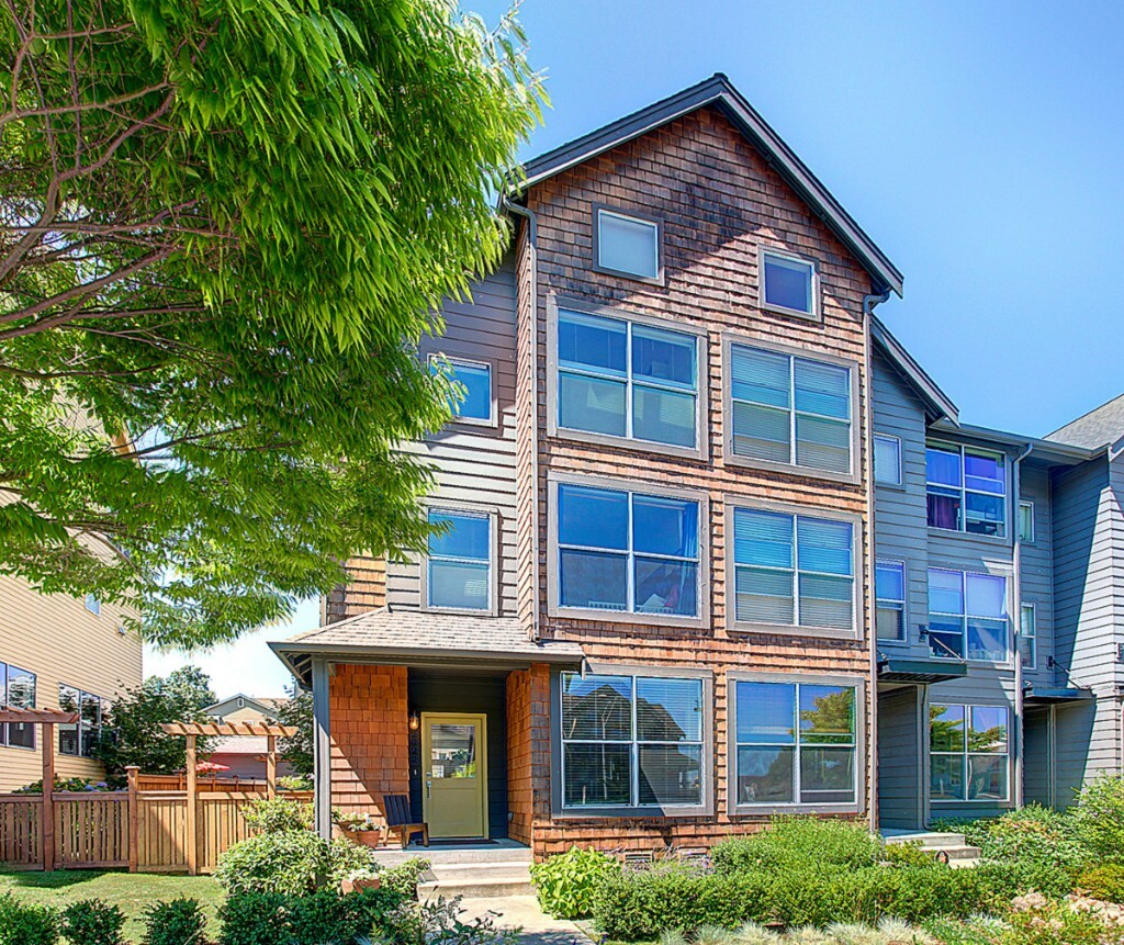 Property Photo: 2822 S Columbian Wy WA 98108