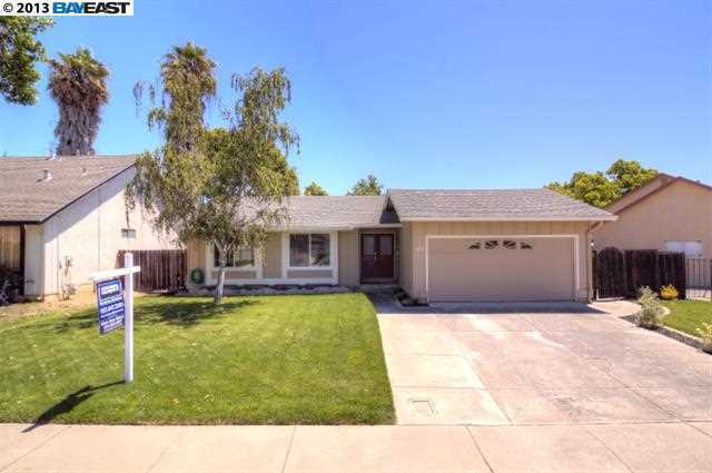 Property Photo:  1419 Saybrook Road  CA 94551 